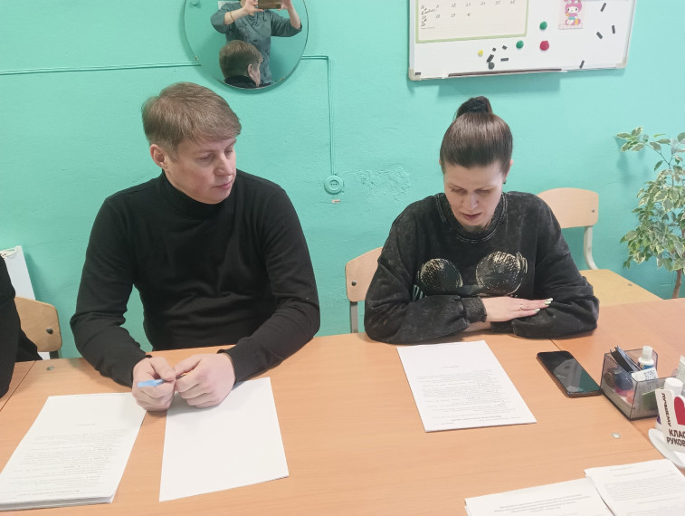 Сегодня в МАОУ "Бронницкая СОШ" прошла акция "Итоговое собеседование по русскому языку для родителей"..